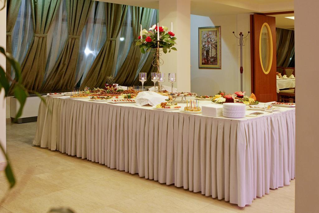 Hotel Flamengo Ohrid Bagian luar foto